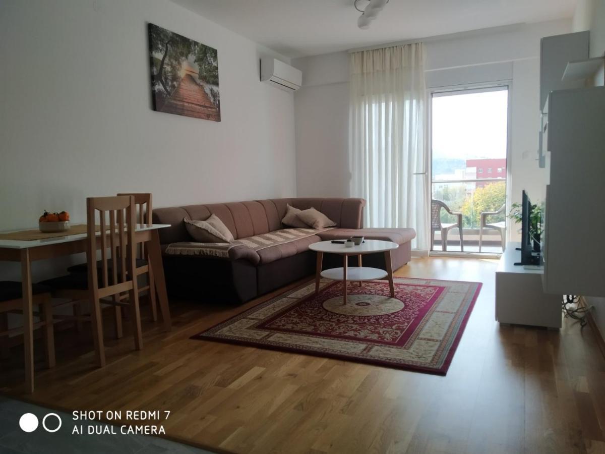 Aga Apartman Podgorica Exterior photo