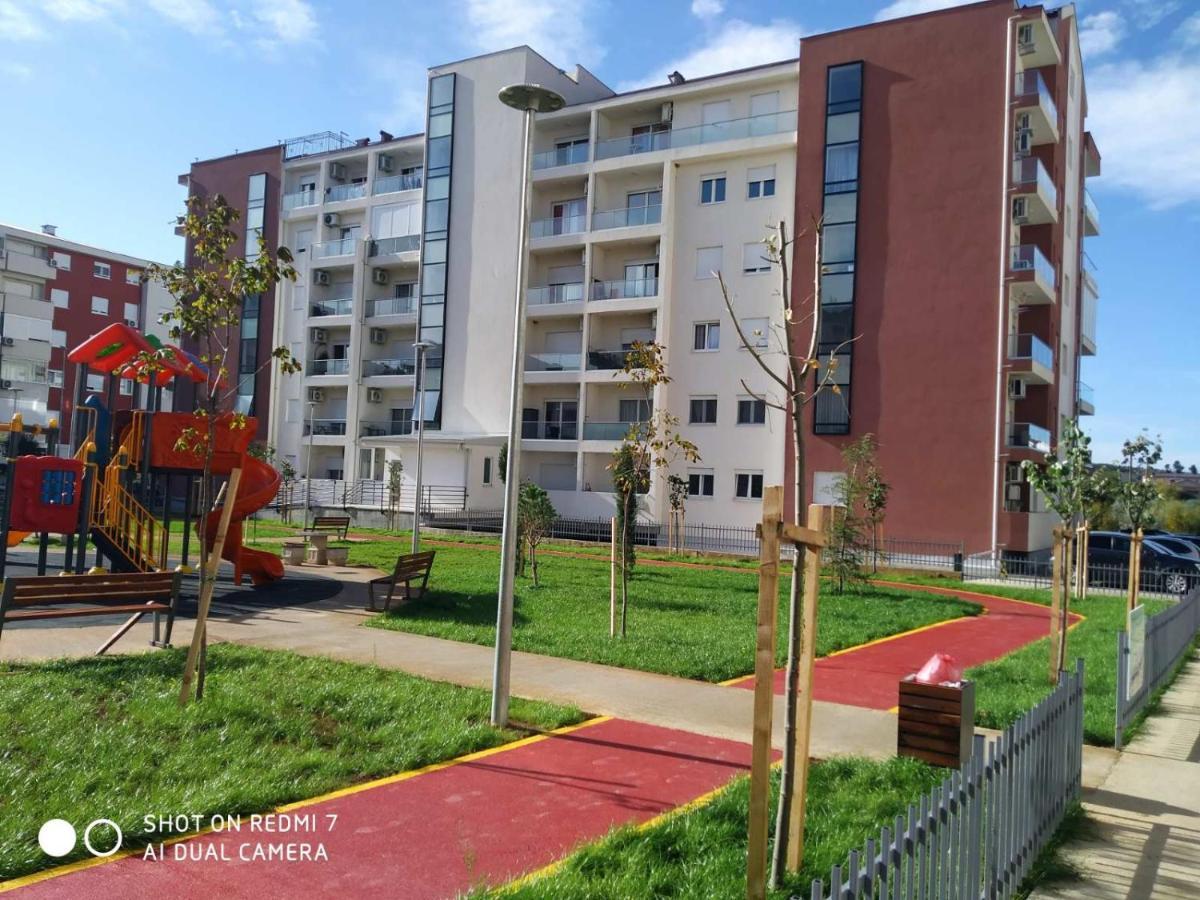 Aga Apartman Podgorica Exterior photo