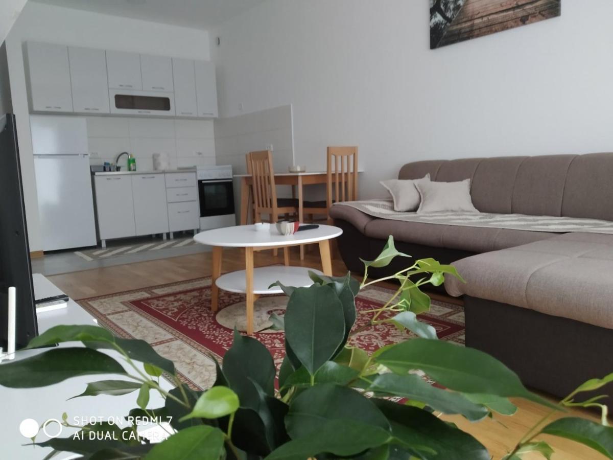 Aga Apartman Podgorica Exterior photo
